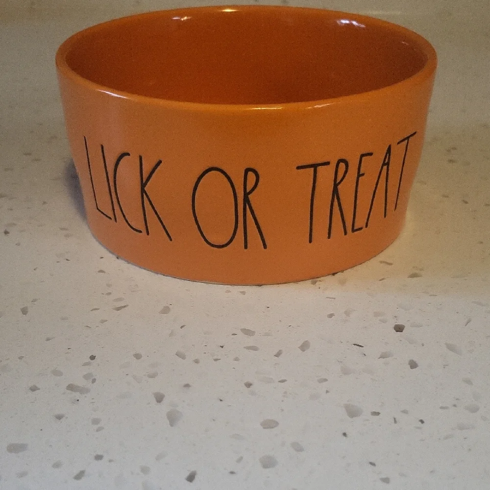 Rae Dunn Orange Dog Bowl - Lick or Treat